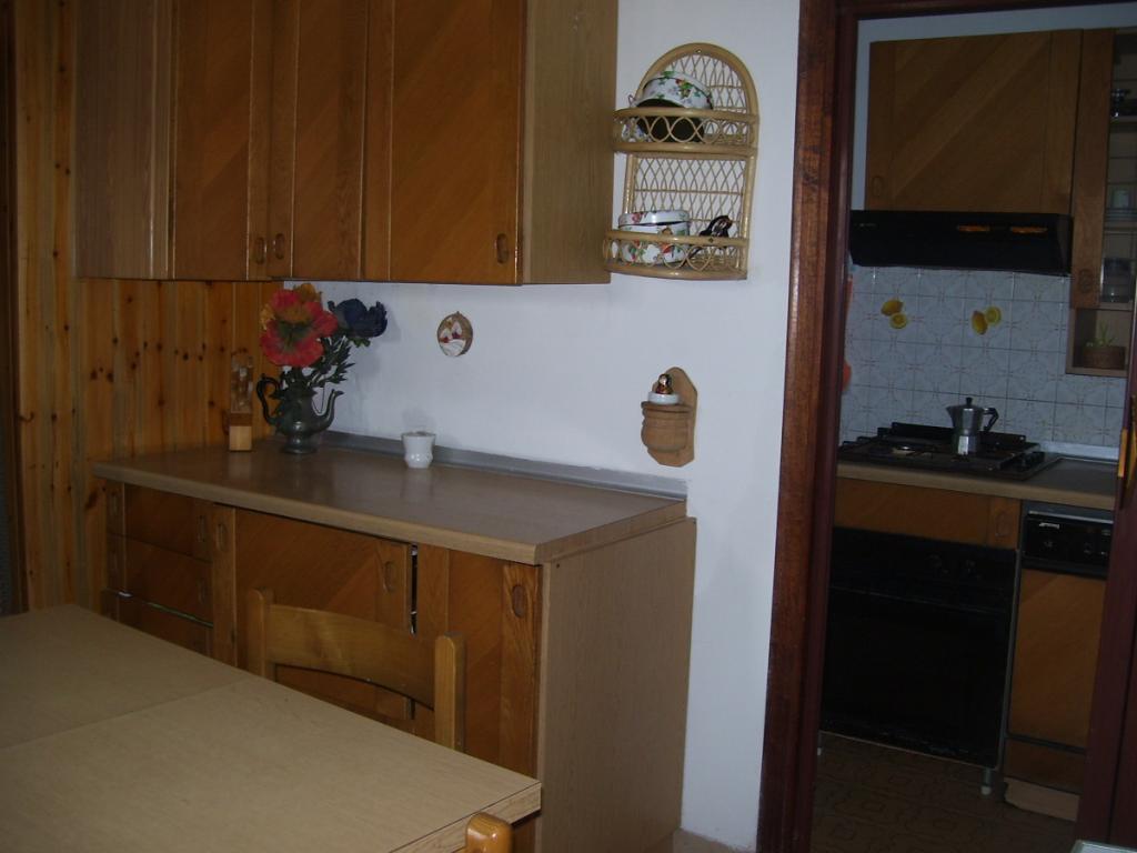 casa indipendente in vendita a Sarnano