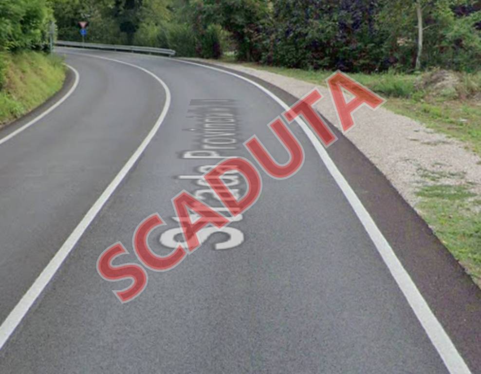 negozio in vendita a Sarnano