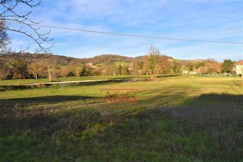terreno agricolo in vendita a Sarnano
