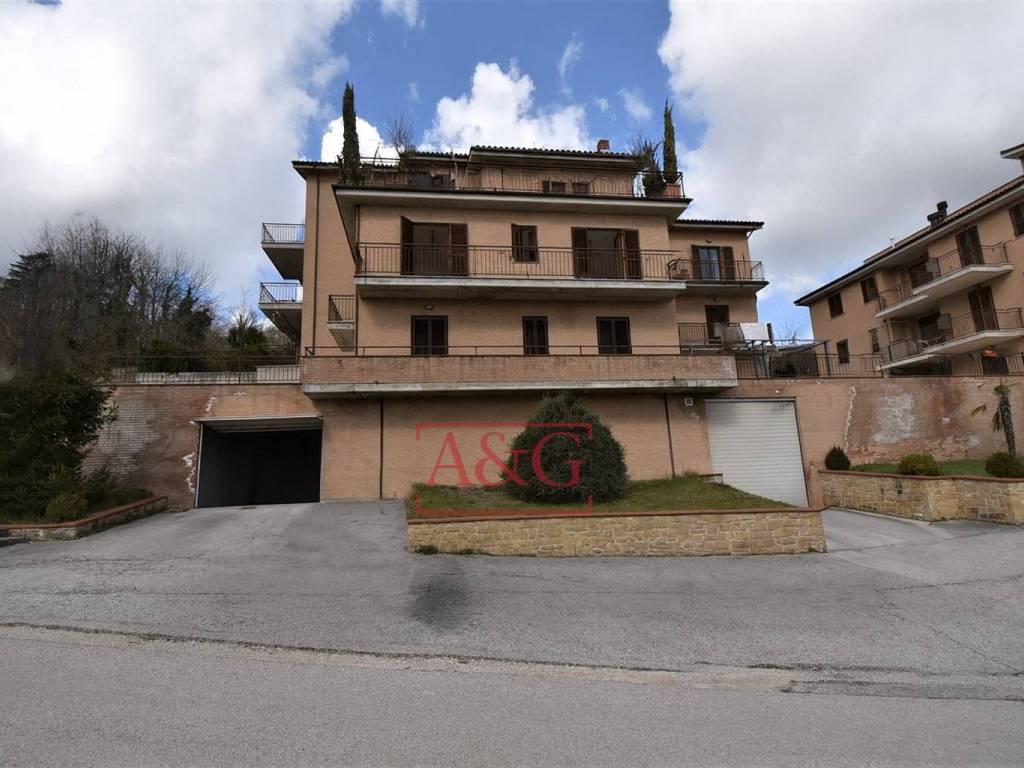 appartamento in vendita a Sarnano