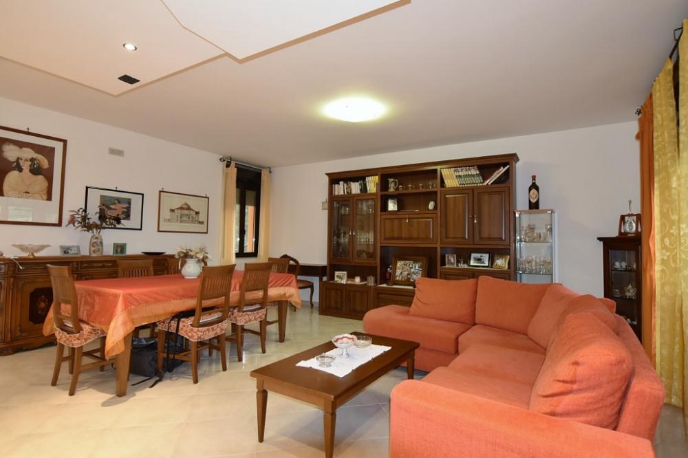 appartamento in vendita a Sarnano