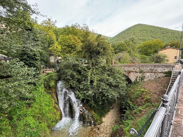 appartamento in vendita a Sefro