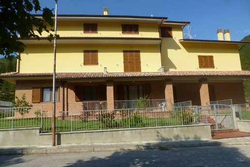 appartamento in vendita a Sefro