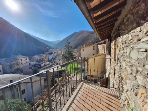 appartamento in vendita a Sefro