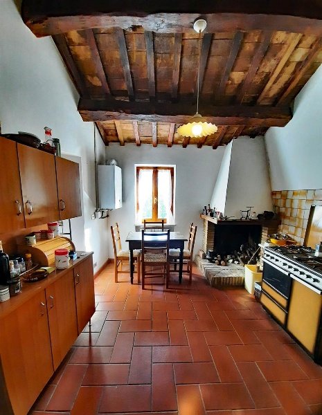 appartamento in vendita a Sefro in zona Sorti