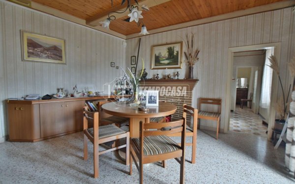 appartamento in vendita a Serrapetrona