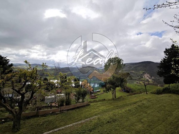 appartamento in vendita a Serrapetrona in zona Borgiano