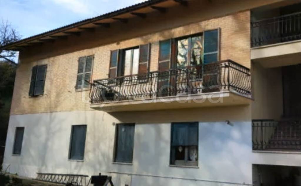 appartamento in vendita a Serrapetrona