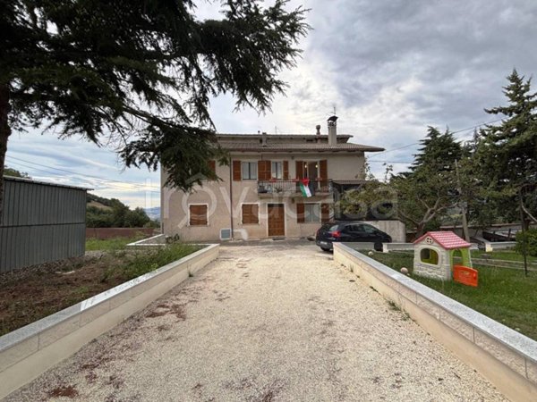 appartamento in vendita a Serrapetrona