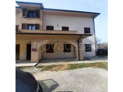 appartamento in vendita a Serravalle di Chienti in zona Acquapagana