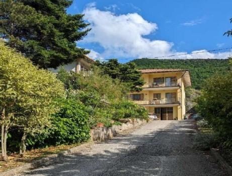 appartamento in vendita a Serravalle di Chienti