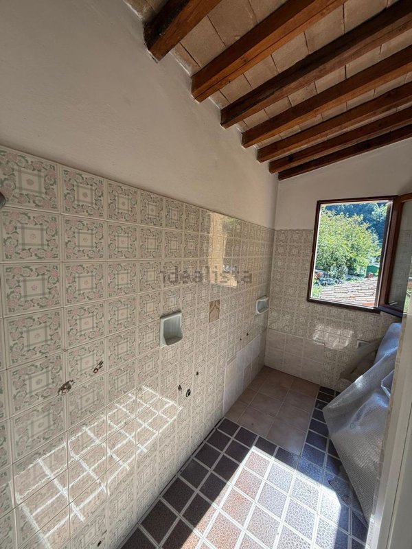 quadrivano in vendita a Serravalle di Chienti