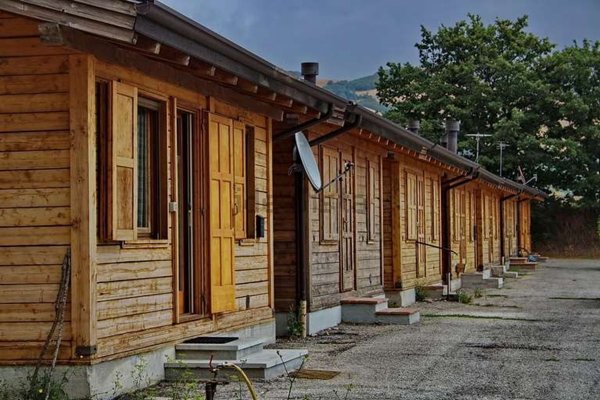 quadrivano in vendita a Serravalle di Chienti in zona Civitella