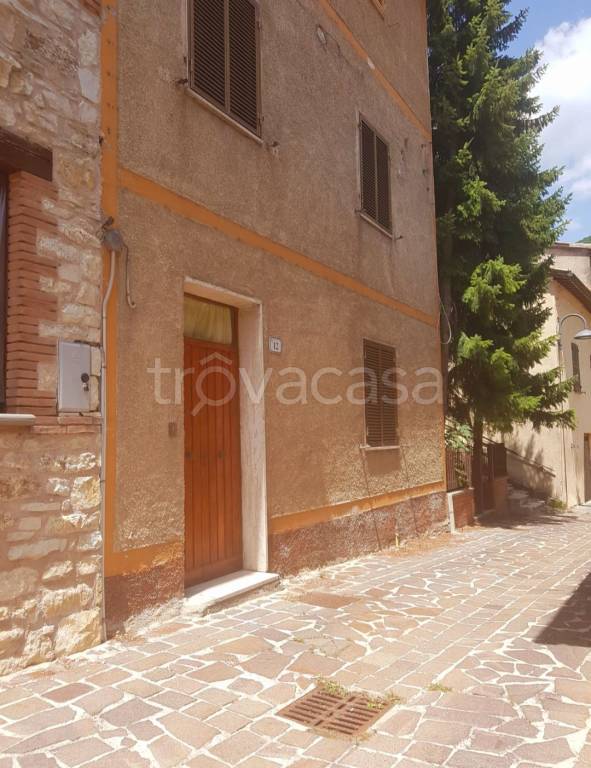 appartamento in vendita a Serravalle di Chienti