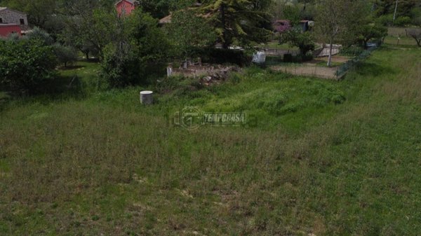 ufficio in vendita a Tolentino in zona Ributino