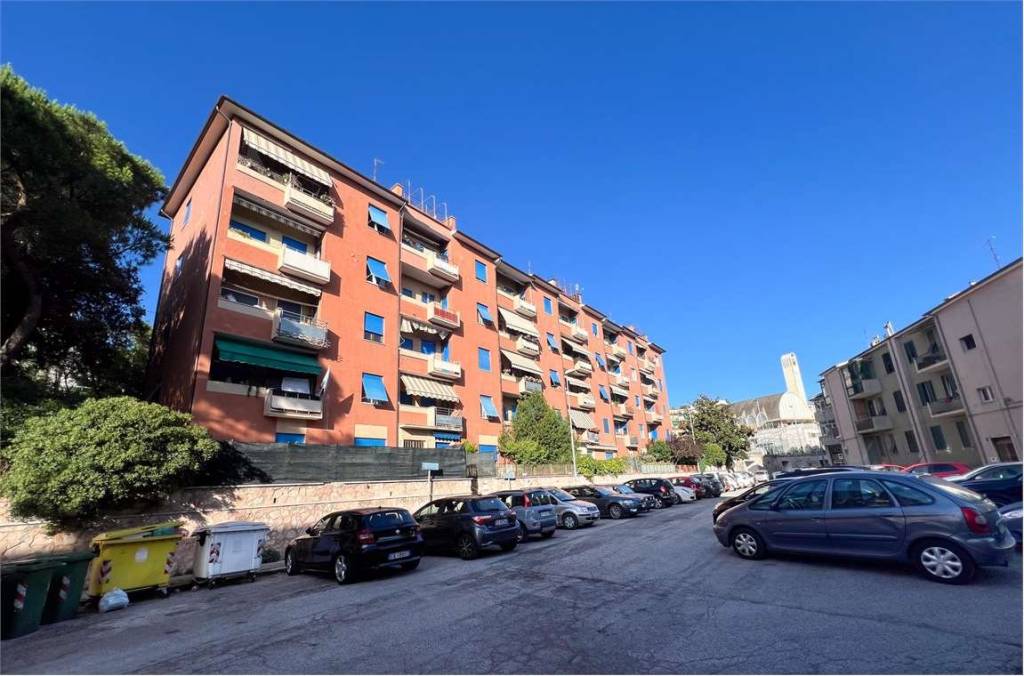 appartamento in vendita a Tolentino in zona Le Grazie