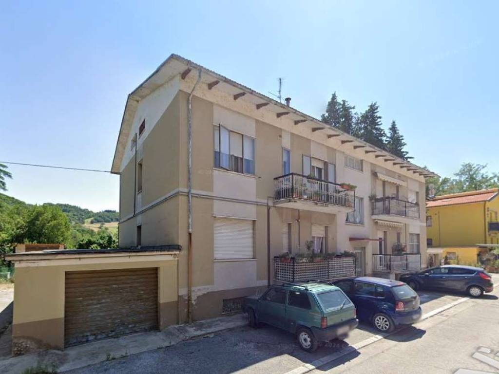 appartamento in vendita a Tolentino in zona Le Grazie