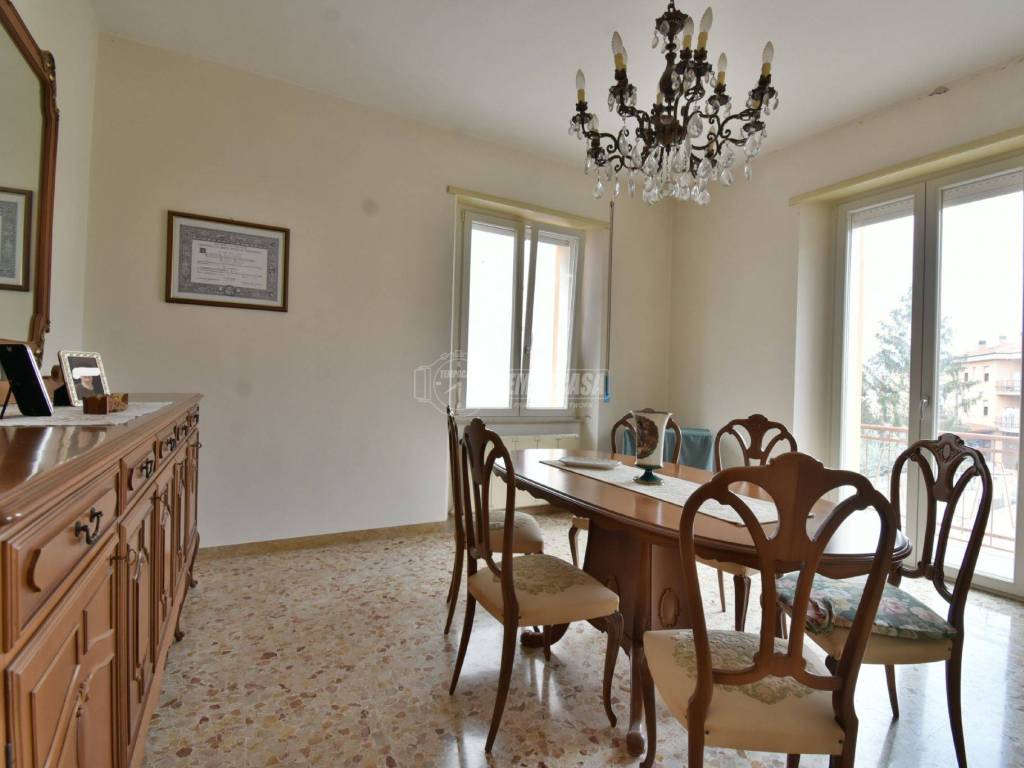 appartamento in vendita a Tolentino in zona Santa Lucia