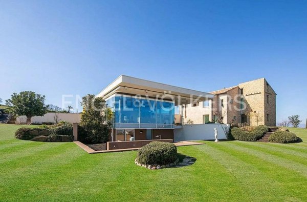villa in vendita a Tolentino