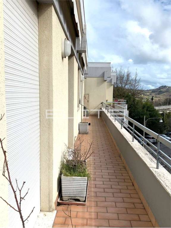 appartamento in vendita a Tolentino in zona Le Grazie