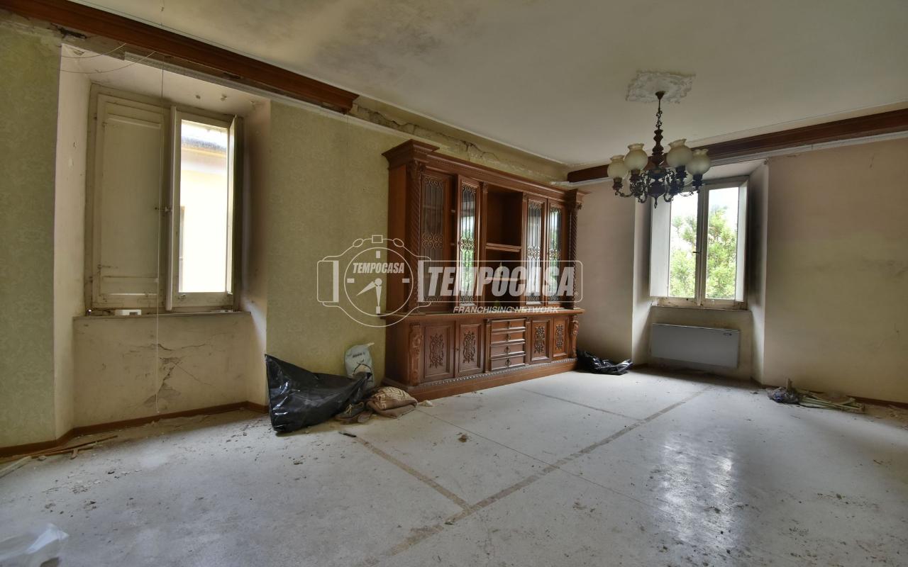 appartamento in vendita a Tolentino