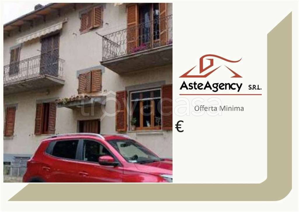 casa indipendente in vendita a Tolentino in zona San Martino