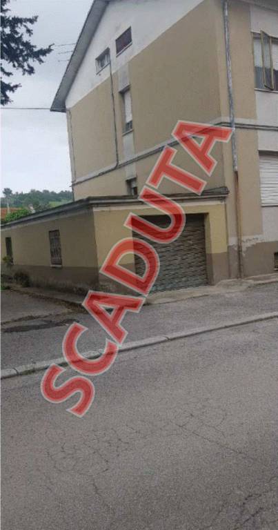 appartamento in vendita a Tolentino in zona Le Grazie