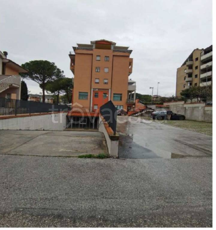 terreno edificabile in vendita a Tolentino