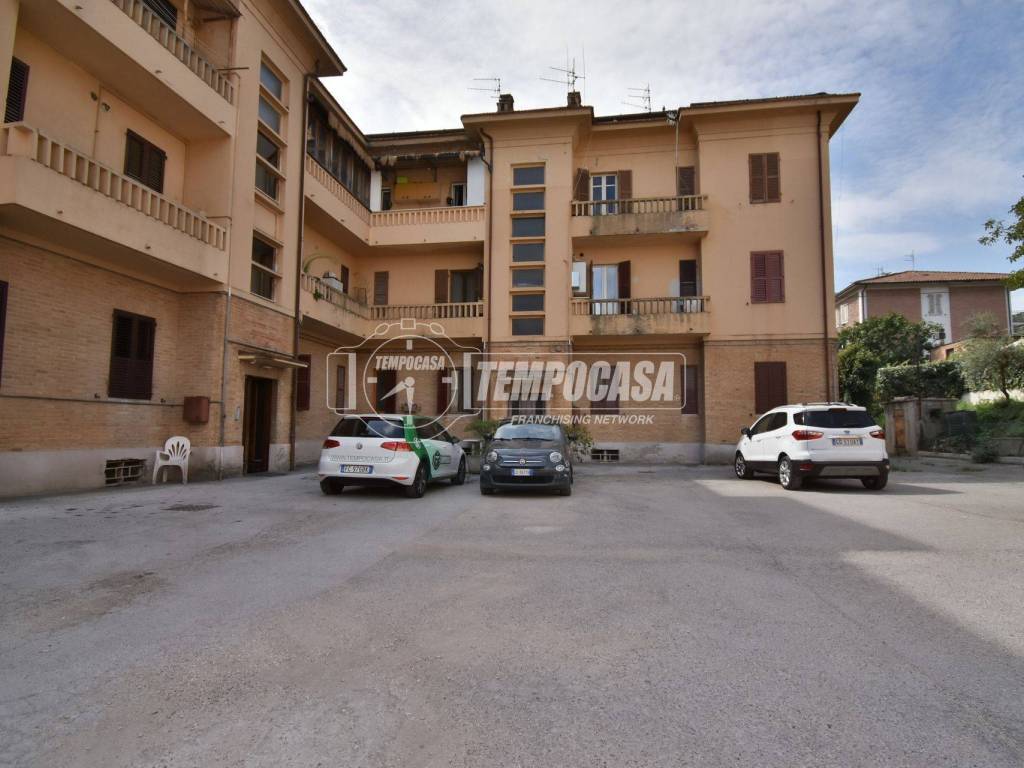 appartamento in vendita a Tolentino