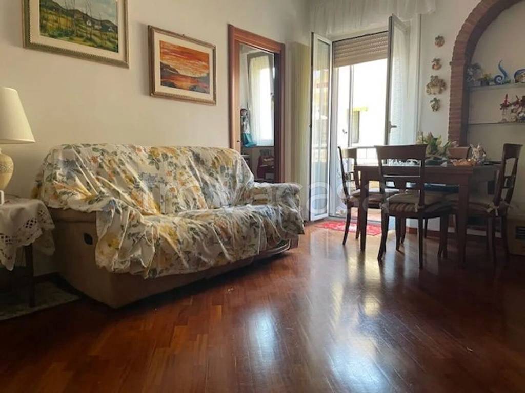 appartamento in vendita a Tolentino in zona Le Grazie