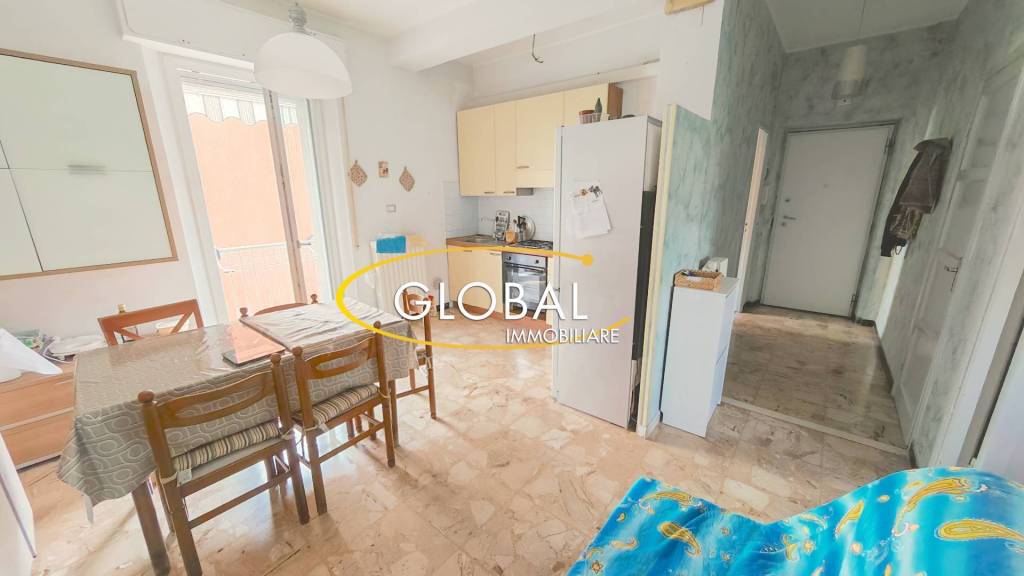 appartamento in vendita a Tolentino in zona Le Grazie