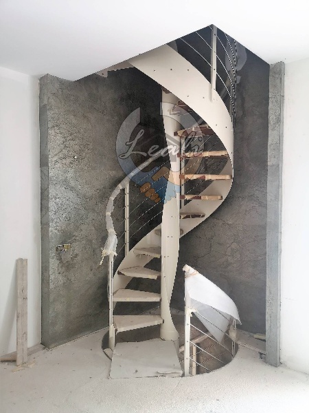 casa indipendente in vendita a Tolentino