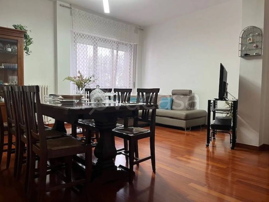 appartamento in vendita a Tolentino in zona Le Grazie