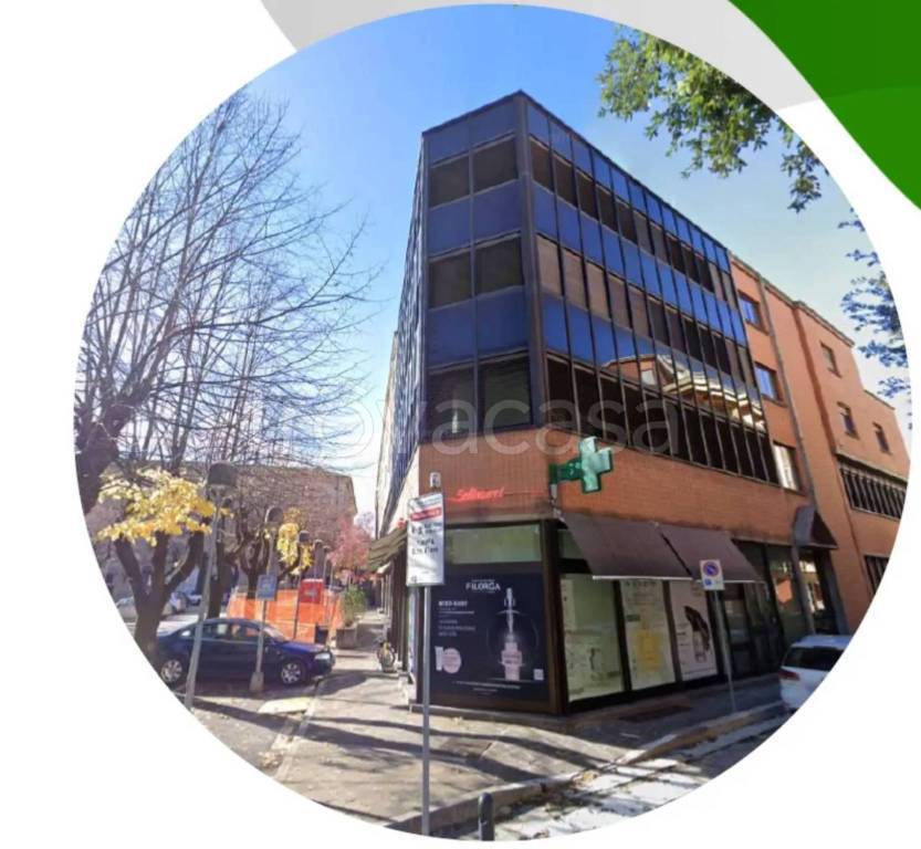 negozio in vendita a Tolentino