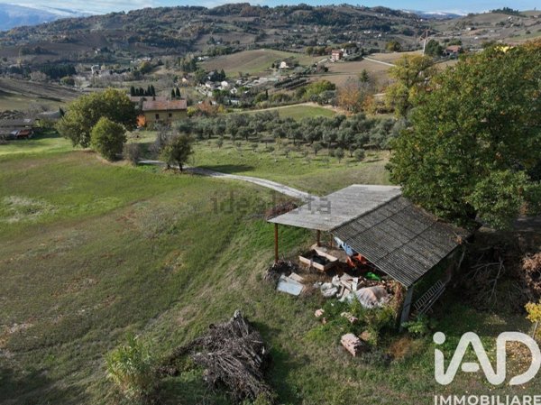 appartamento in vendita a Tolentino in zona Fontebigoncio