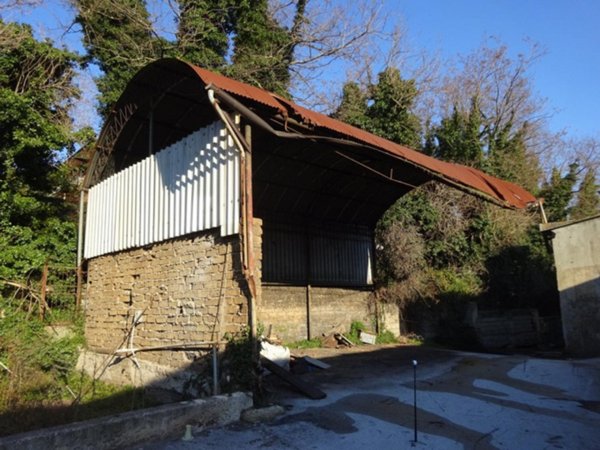 terreno edificabile in vendita a Tolentino