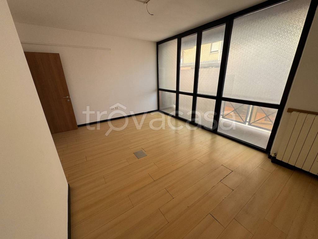 ufficio in vendita a Tolentino