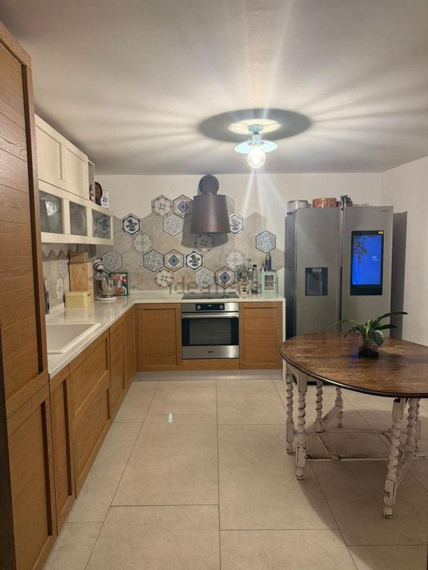 esavano in vendita a Tolentino