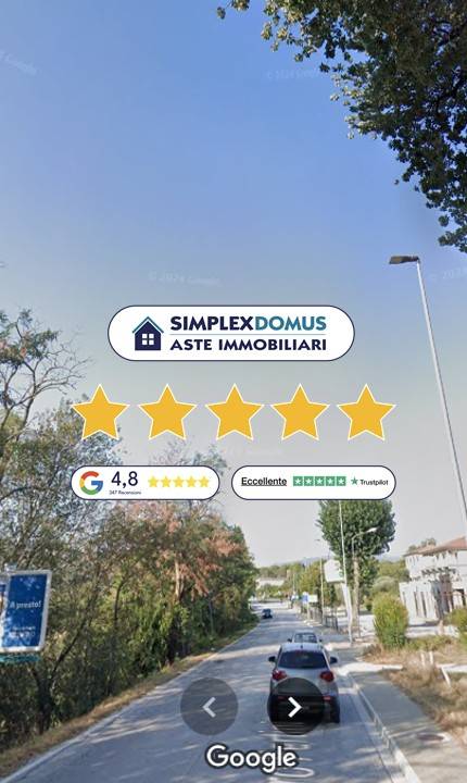 casa indipendente in vendita a Tolentino