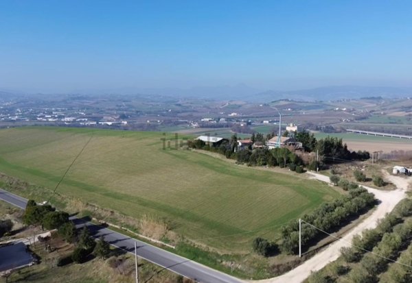 terreno agricolo in vendita a Tolentino