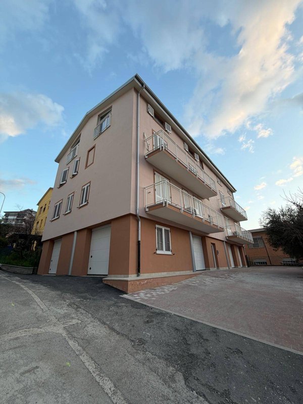 appartamento in vendita a Tolentino