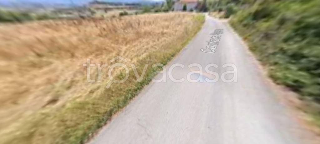 terreno edificabile in vendita a Tolentino in zona Paterno