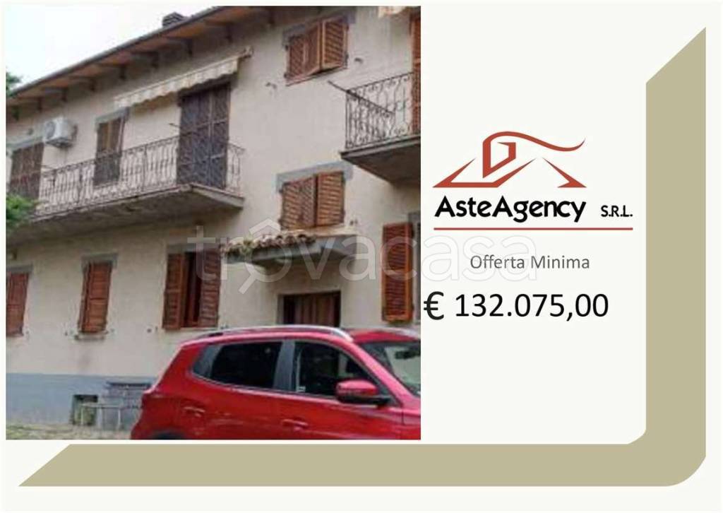 casa indipendente in vendita a Tolentino in zona San Martino