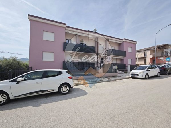 appartamento in vendita a Tolentino in zona Portanova
