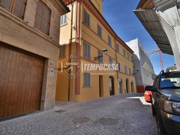 appartamento in vendita a Tolentino in zona Pace
