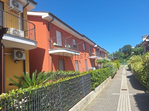 appartamento in vendita a Tolentino in zona Asinina