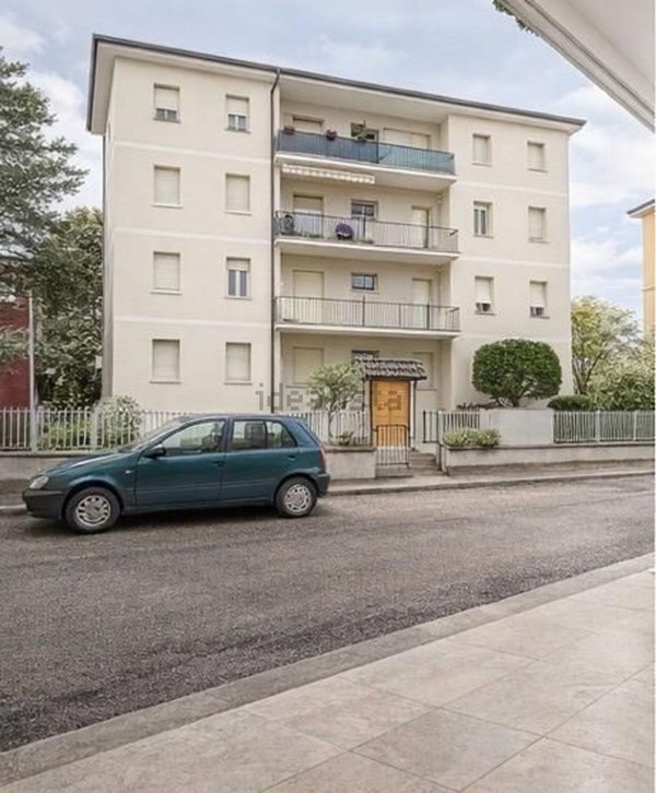 appartamento in vendita a Tolentino in zona Vaglie