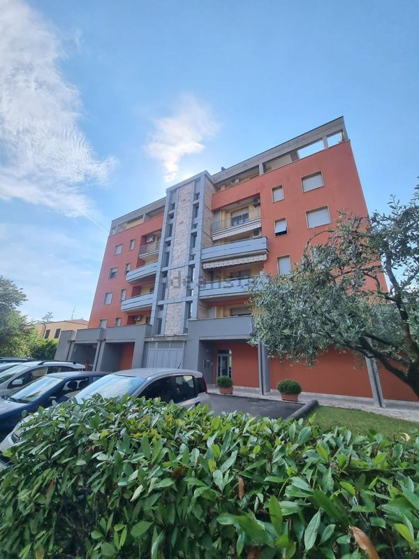 appartamento in vendita a Tolentino in zona Portanova