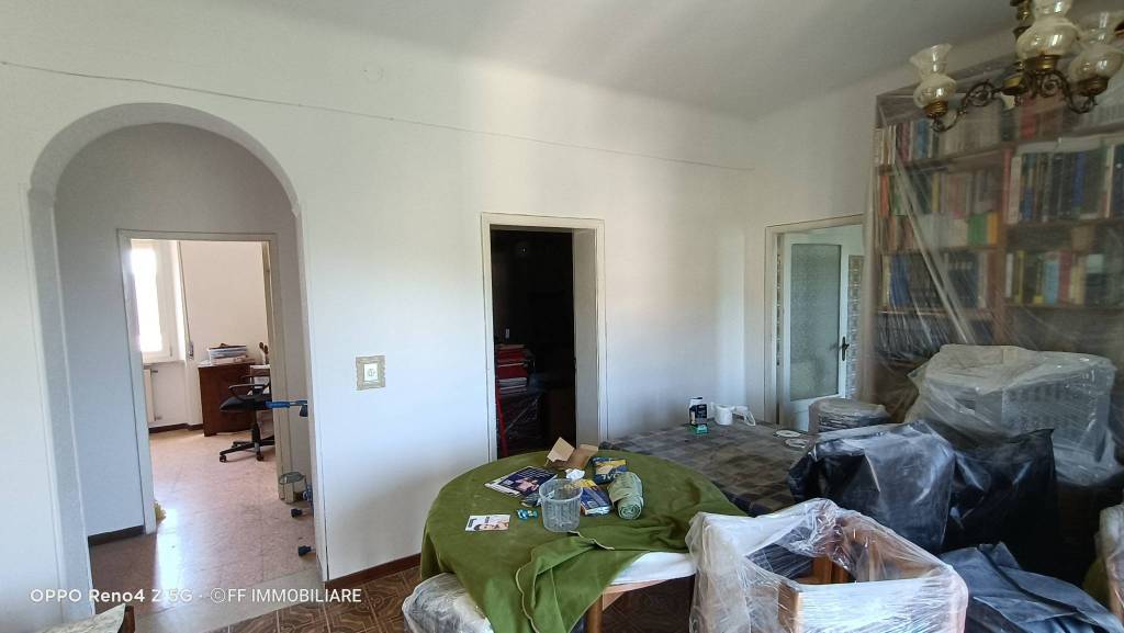 appartamento in vendita a Tolentino in zona Pace