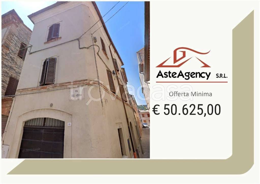 appartamento in vendita a Tolentino in zona Pace